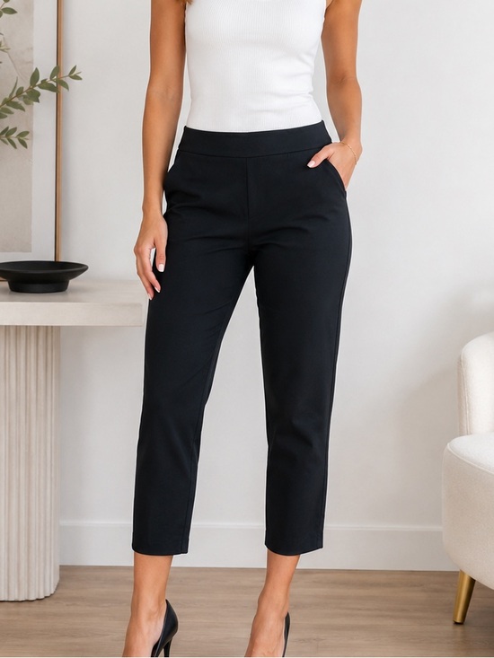 Pants - Women's Black Slim Cropped Trousers.  L